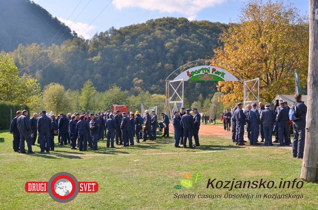Okoli 1500 gasilcev in gasilk se je minuli konec tedna zbralo v Športnem parku Kozje